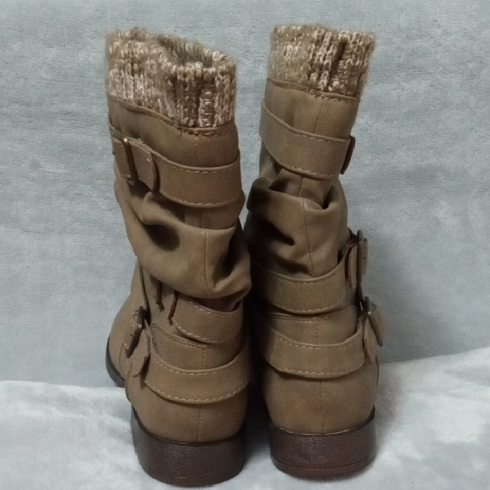 Shoe Dazzle Tan Ankle Boots with Knit Cuff - Picture 4 of 7